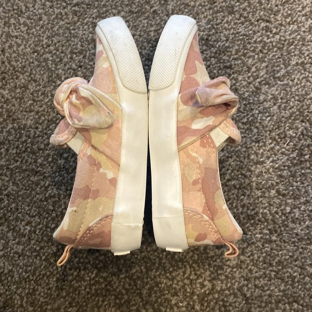 Old Navy camo Van style sneakers